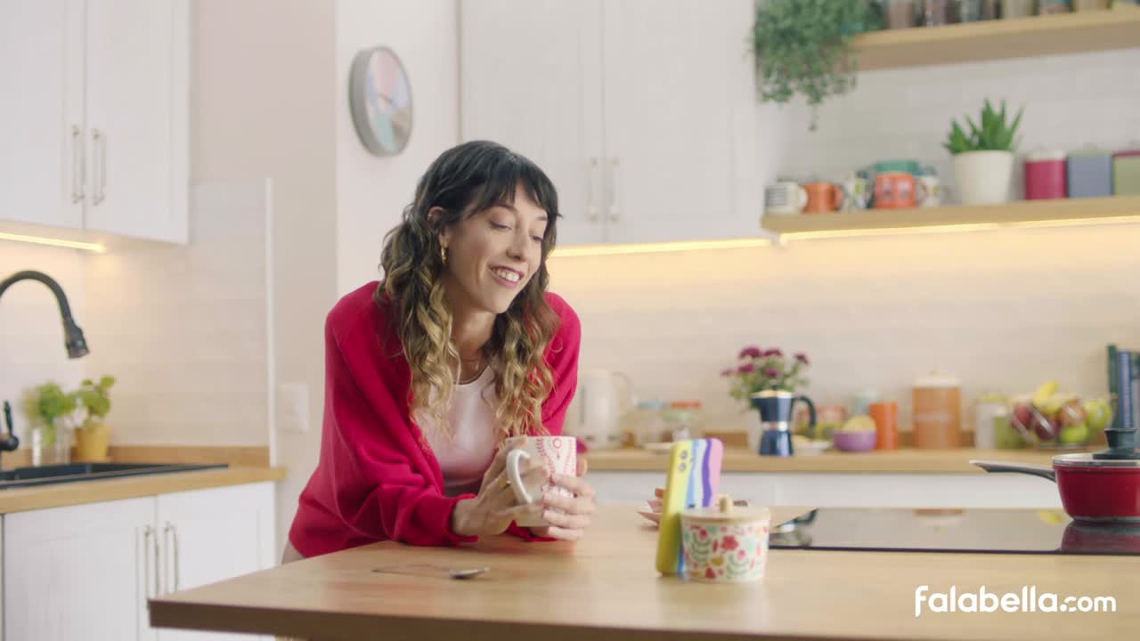 Falabella · Tinder Gold